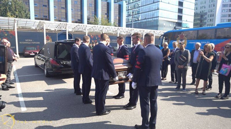 Похороны Владимира Шкалова